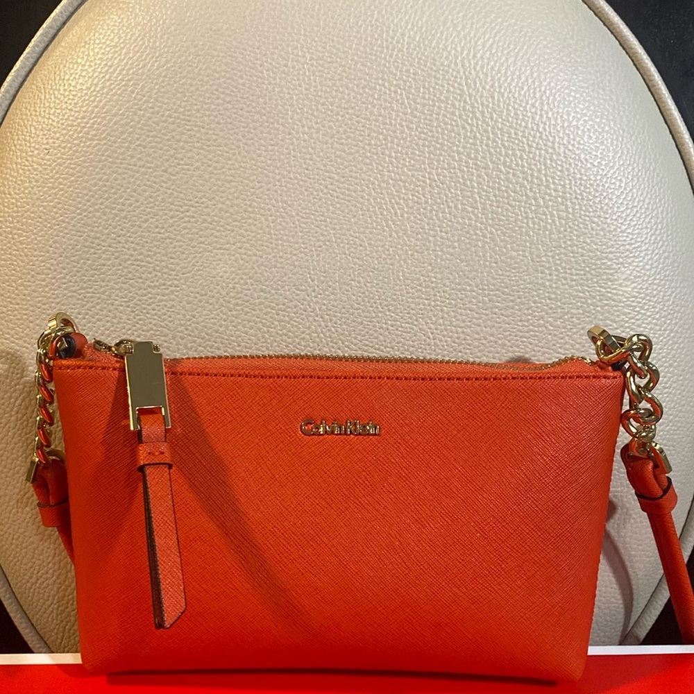 Calvin Klein Mimi Crossbody bag used in good condition.